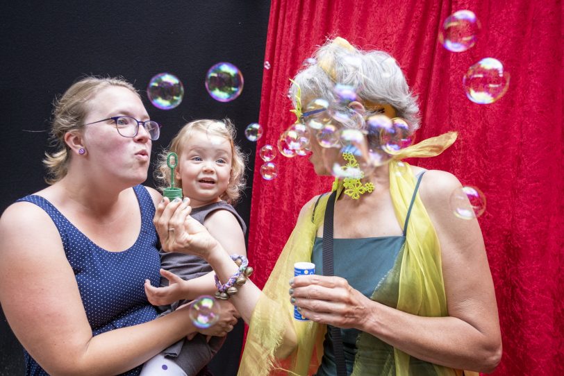 „Kuriosum“: Nachmittagsvorstellung beim Familiencircus Schnick-Schnack in Herne (NW), am Donnerstag (20.06.2019).