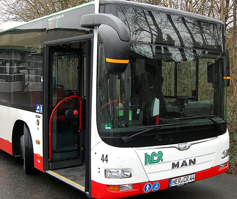 HCR-Busse fahren in eine grüne Zukunft.