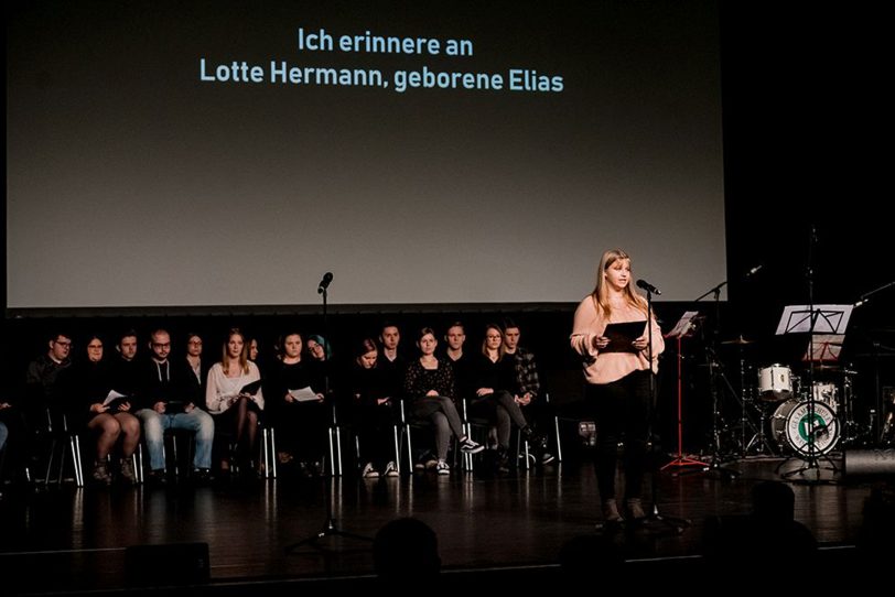 Shoah-Gedenkfeier im Kulturzentrum.