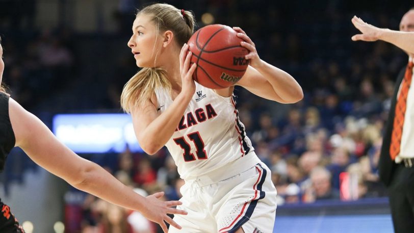 Laura Stockton ist Point Guard.