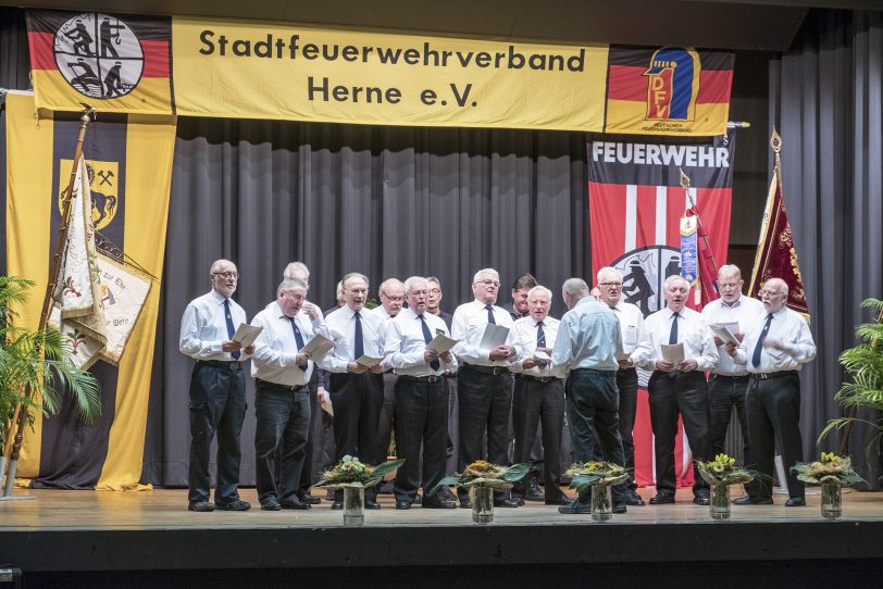 Chor der Ehrenabteilung der Feuerwehr.