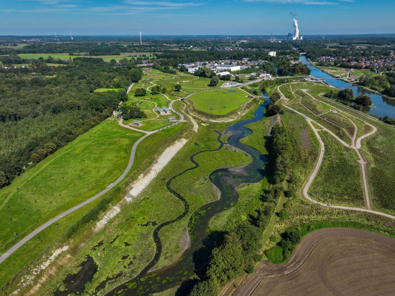 Die renaturierte Emscher und der Natur- und Wasser-Erlebnis-Park in Castrop-Rauxel sind Paradebeispiele für die nachhaltige Fluss- und Regionengestaltung der Emschergenossenschaft.