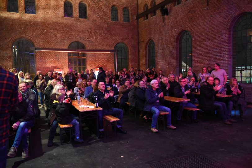 Rund 100 Besucher kamen zu dem Mini-Festival Under the Moon.