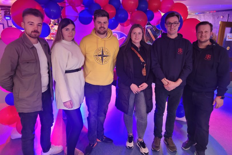 Falken Unterbezirk wählte im November 2023 einen neuen Vorstand: v.l. Patrick Matuszczyk, Kimberly Mokry, Julian Thiel, Vanessa Thiel, Tobias Schaffner, Daniel Sawadenko.