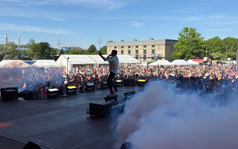 Fotos vom Mallorca-Festival &amp;quot;Crange Total&amp;quot; auf dem Kirmesplatz am Samstag (10.5.2025). Im Bild Peter Wackel