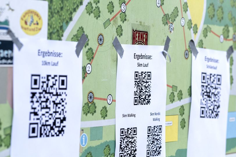 Der 43. Herner Silvesterlauf im Revierpark Gysenberg in Herne (NW), am Freitag (31.12.2021). Coronabedingt ohne Zuschauer und mit 2G.