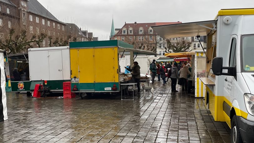 Wer auf dem Wochenmarkt in Herne oder Bochum arbeiten möchte, kann sich nun bei der Agentur für Arbeit informieren. Auch Händler erhalten hier Unterstützung (Archivbild).