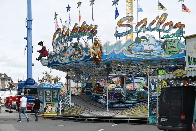 Impressionen vom Aufbau der 538. Cranger Kirmes vom 01.08.2022.