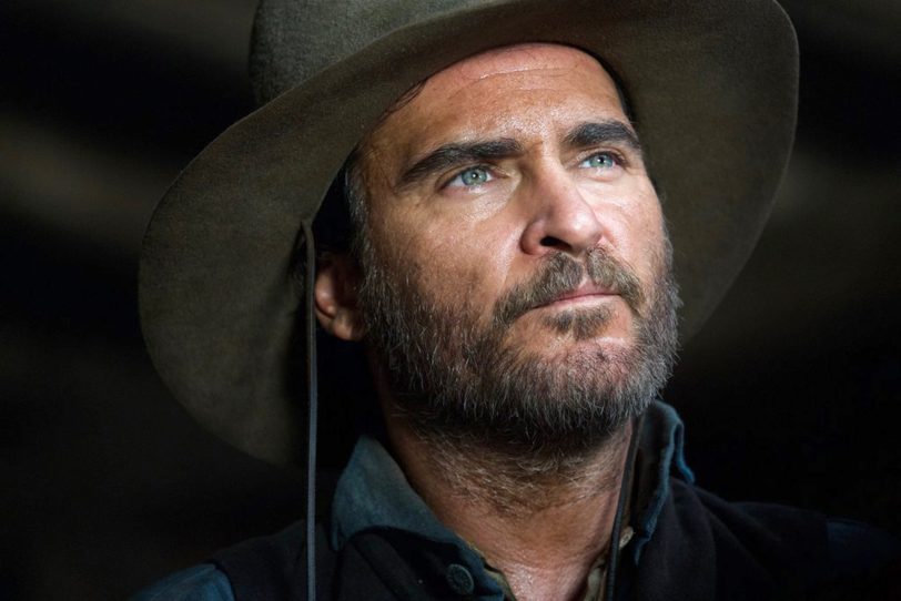 Der satirische Western 'The Sisters Brothers' basiert auf dem gleichnamigen Roman des kanadischen Autors Patrick deWitt.