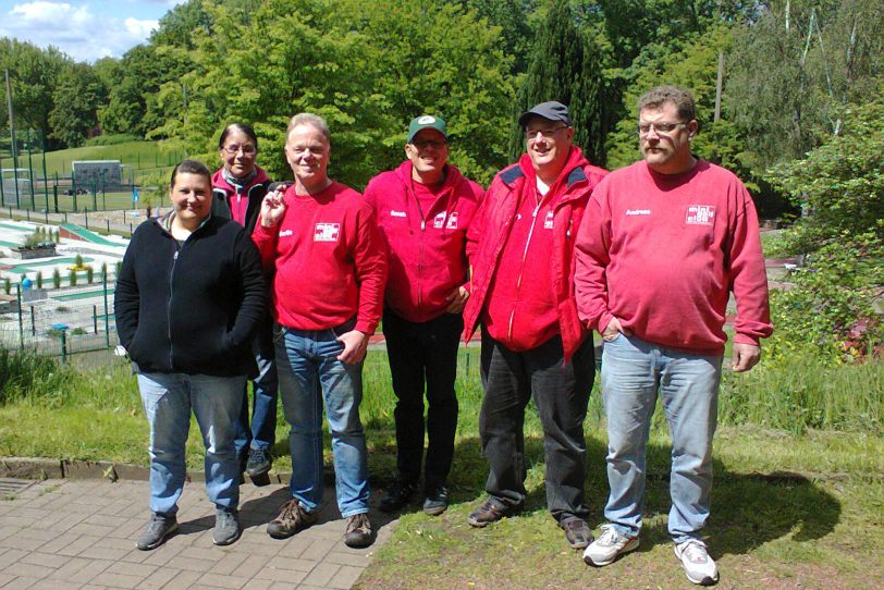 v.l. Jessica Senke, Bärbel Senke, Martin Quickels, Sascha Faust, Marco Kühn, Andreas Senke.