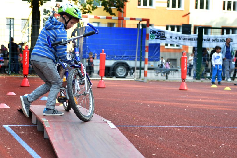 Leicht war er nicht, der Fahrrad-Parcour der Verkehrswacht.