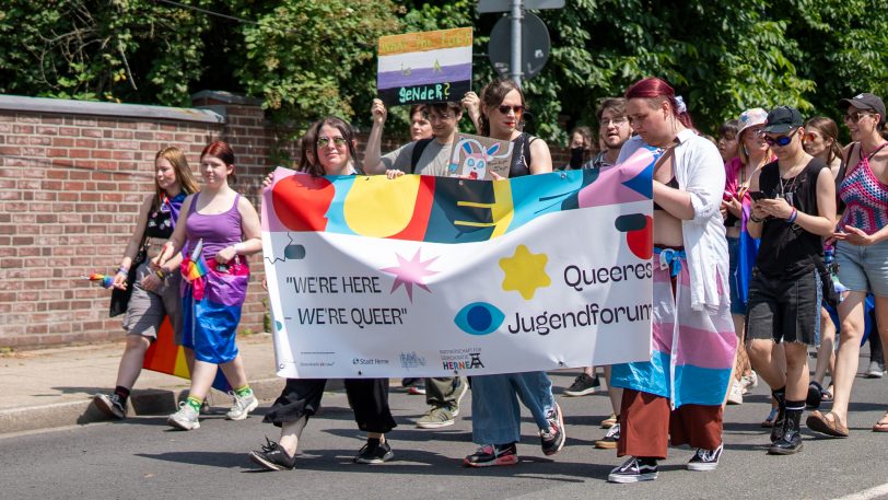 Eindrücke vom Christopher Street Day (CSD) beim Demo-Zug durch die Stadt am Samstag (14.6.2025).