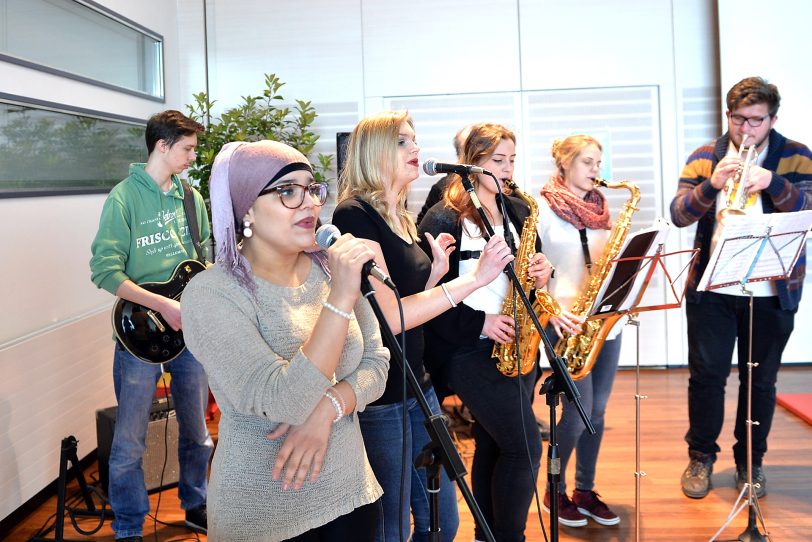 Die Schulband der Gesamtschule Wanne-Eickel bei der Eröffnung der 28. Gesundheitswoche.