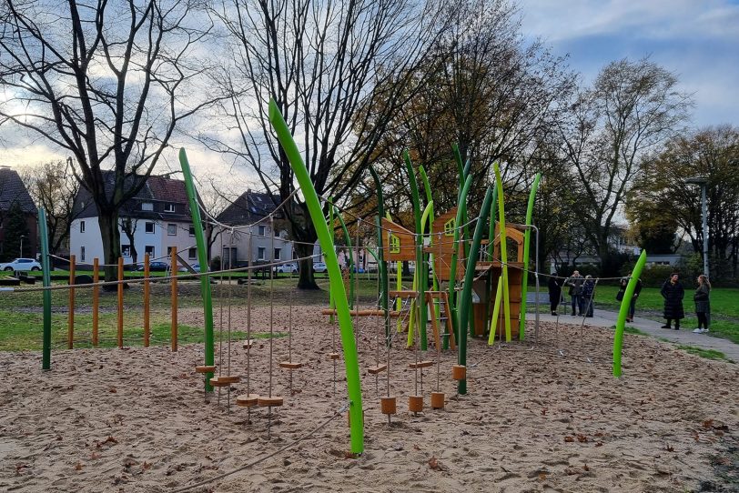 Spielplatz im Franzpark wurde eröffnet: Entstanden ist auch ein neues Spielgerüst.