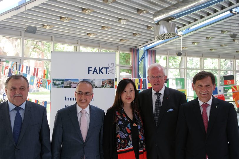 v.l. Valery Sidorov, Şener Cebeci, Xiaoli Liu, Hubert Schulte-Kemper, Dr. Frank Dudda.