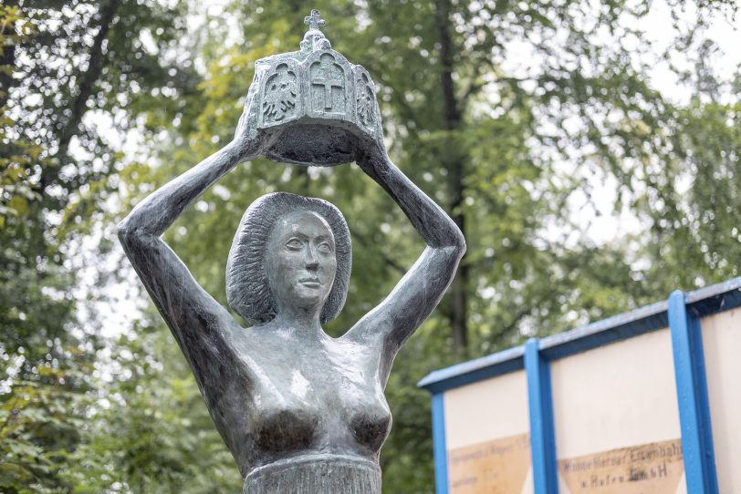 Die Jungfrau von Eickel ist hinter dem Heimatmuseum zu entdecken.