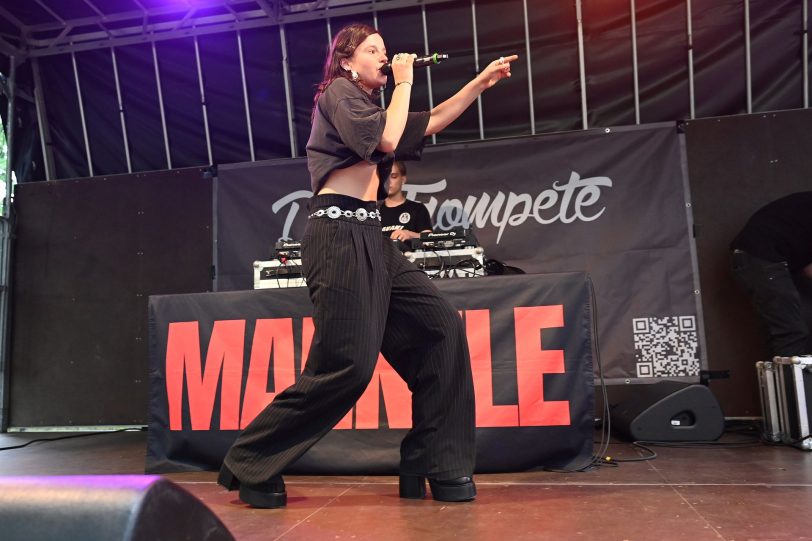 Auftritt der Künstlerin Marnele