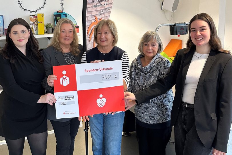 v.l. Alexandra Gitter - HGW; Heike Blumenstein - HGW; Gisela Budde-Viets - Oase; Birgit Klemczak - Oase; Jule Wallborn- HGW.