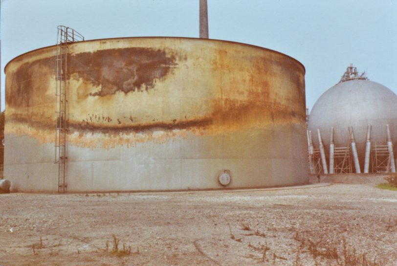 Nach dem Großbrand am 5. und 6. August 1984 bei den Chemischen Werken Hüls an der Shamrockstraße.