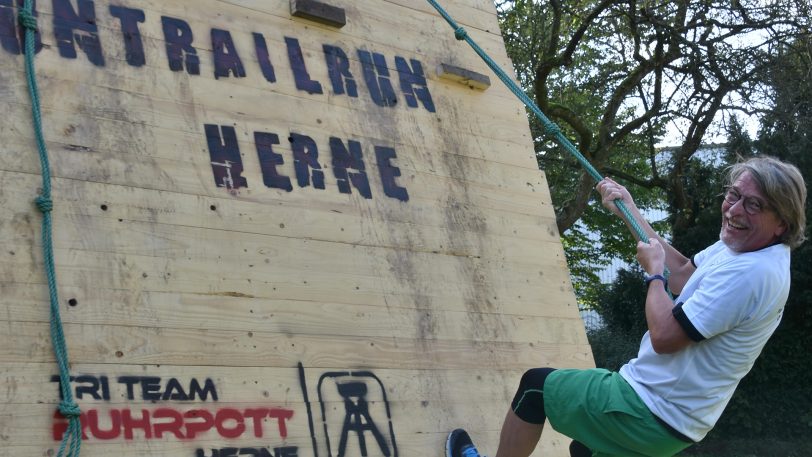 Der 6. Funtrailrun im Gysenberg steht bevor, wieder geht es über zahlreiche Hindernisse - wie hier bei der 5. Ausgabe.