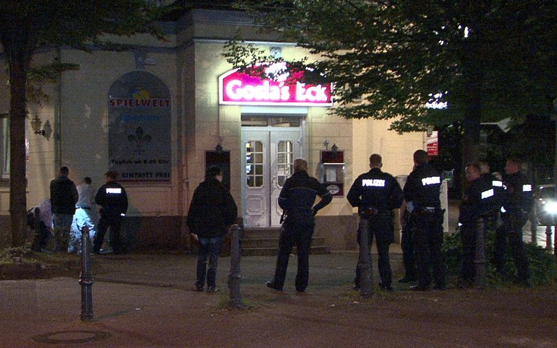 Der nächtliche Einsatz der Polizei.