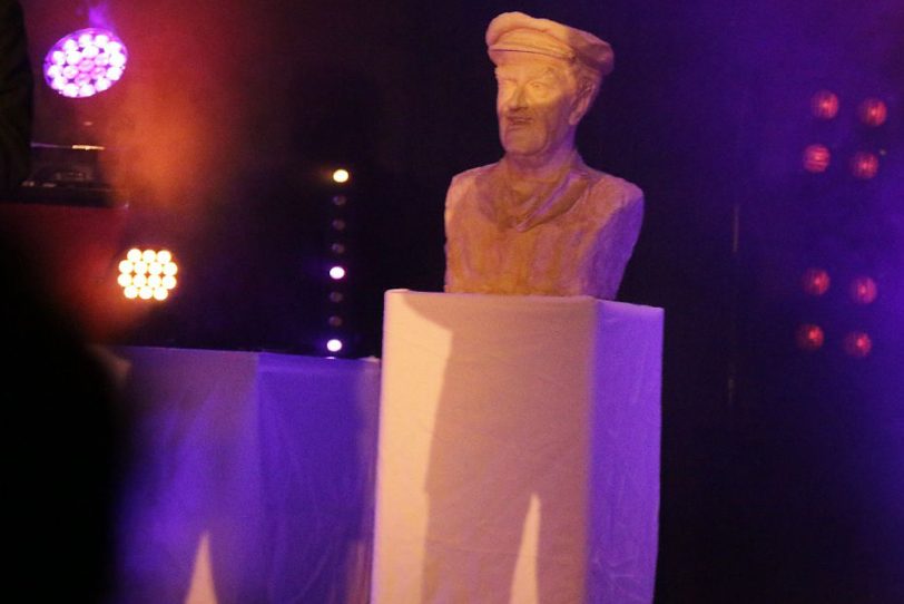 Büste von Adolf Tegtmeier.