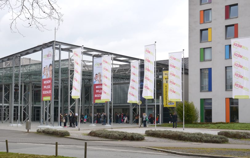 Für Tausende Menschen aus der Pflege, der Medizin und dem Sozialwesen ist der Besuch der JOBMEDI ein wichtiger Schritt auf dem Weg in die berufliche Zufriedenheit.