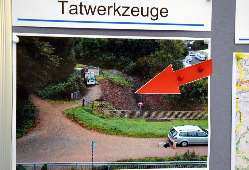 An diesem Bach am Gewerbegebiet Resser Straße in Crange wurden die Tatwerkzeuge gefunden.