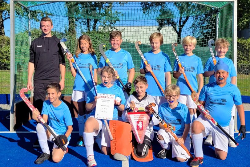 Die Jugendteams vom Hockey-Club Herne haben erfolgreich die Feldsaison abgeschlossen. Die U12 gewann den Westfalenpokal.