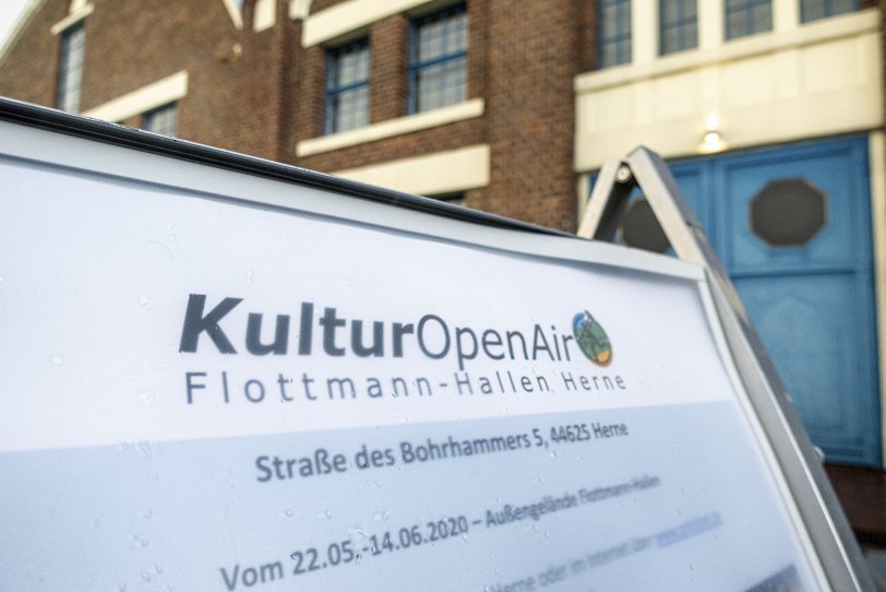 Kultur Open Air an den Flottmannhallen in Herne (NW), am Samstag (23.05.2020): Sebastian
