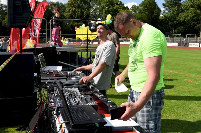 Die 1. Zumba Open Air Party fand am Samstag (27.6.2015) in der Mondpalast-Arena statt.