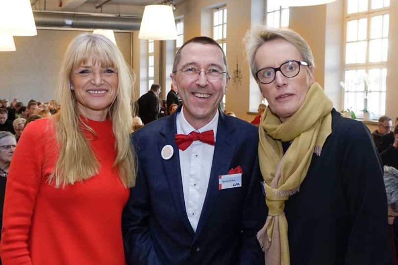 v.l. Dr. Barbara Barbara Rüschoff-Parzinger, LWL-Kultudezernentin, Prof. Dr. Michael Rind, Direktor der LWL-Archäologie, Anne Katrin Bohle, Abteilungsleiterin Stadtentwicklung und Denkmalpflege im Ministerium für Heimat, Kommunales, Bau und Gleichstellun