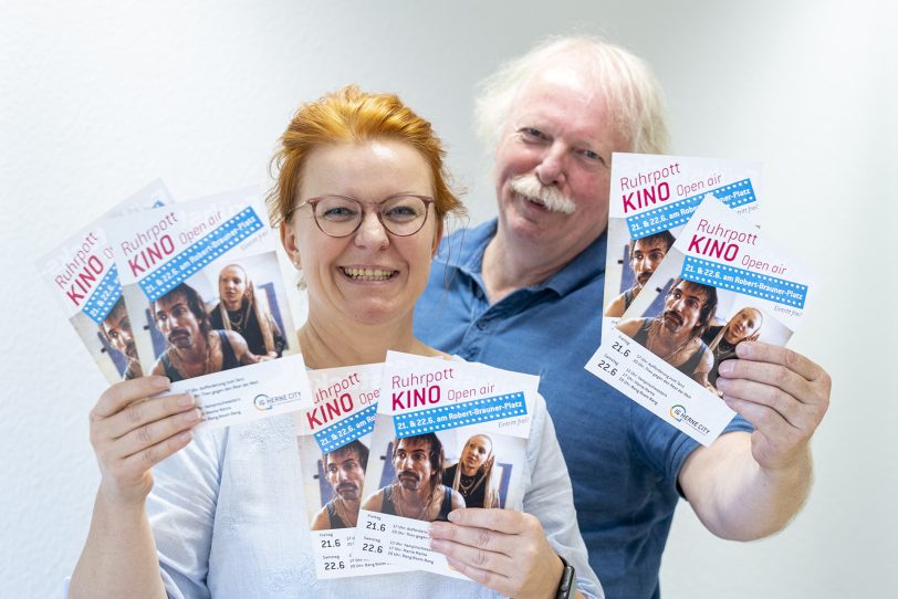 Karina Sola (Stadtmarketing Herne) und Norbert Menzel (Vorsitzender IG Herne-City).