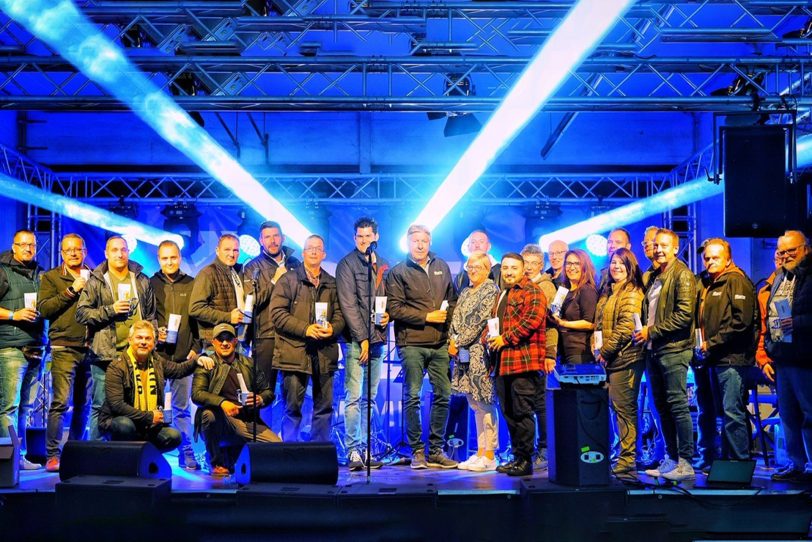 990 Jahre „Reifen Stiebling“ – die Jubilare der Jahre 2020, 2021 und 2022 mit Senior-Chef Christian Stiebling