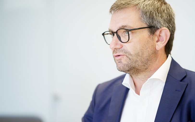 Thorsten Rupp, Fachbereichsleiter Tiefbau und Verkehr, erläuterte die Änderungen.