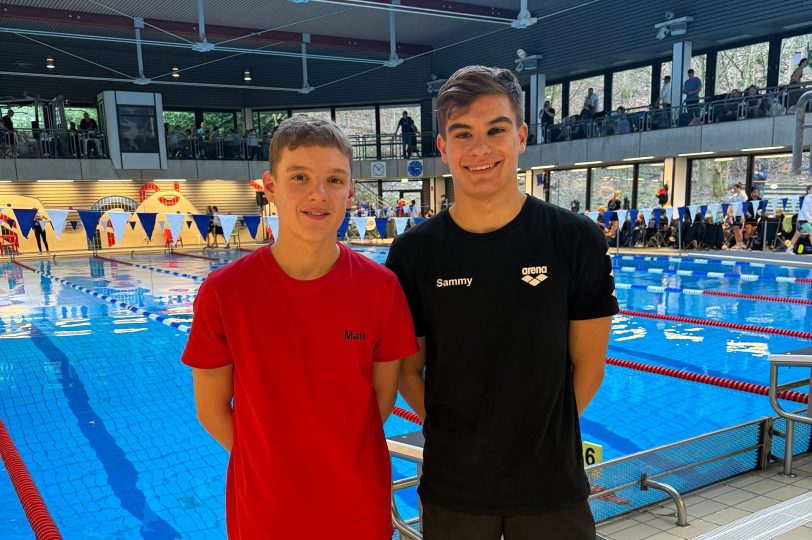 v.l. Mats Jenciak und Sammy Pericic erfolgreich für den SC Hellas bei den Südwestfälischen Kurzbahnmeisterschaften.