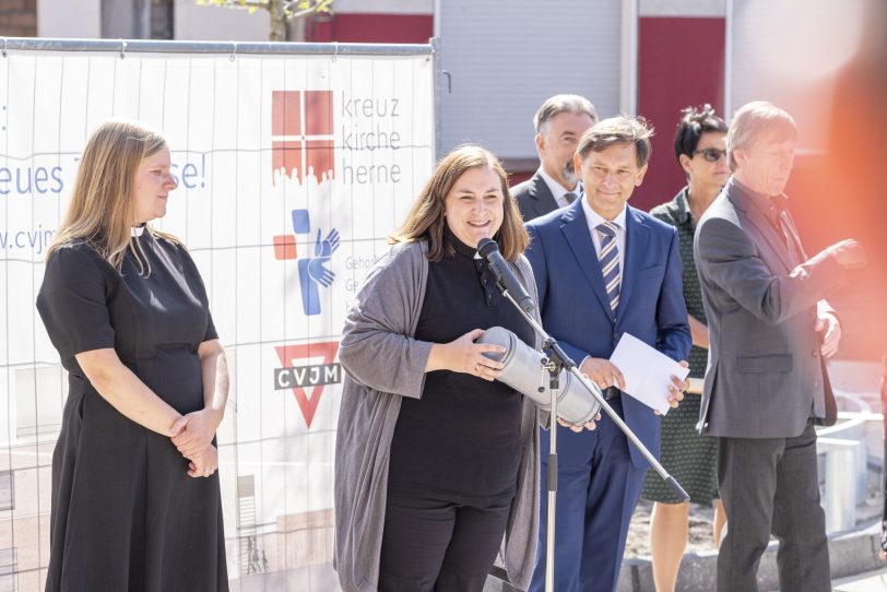 Gottesdienst mit anschließender Grundsteinlegung für den Erweiterungsbau des evangelischen Gemeindezentrums der Kreuzkirchen-Gemeinde am Europaplatz in Herne (NW), am Sonntag (15.09.2019).