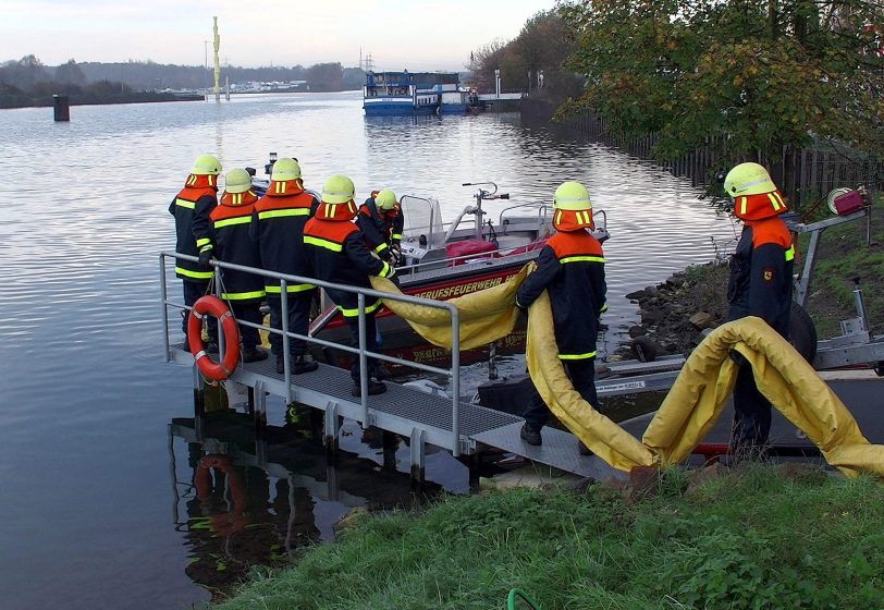 Yacht im FdG-Hafen gesunken.