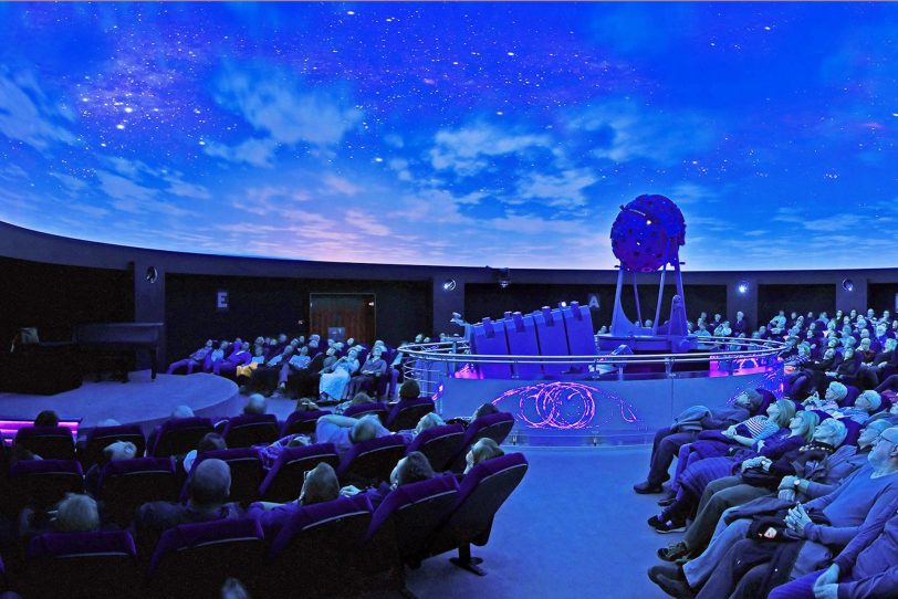 Im Planetarium Bochum.