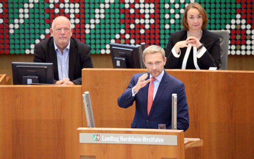 v.l. Thomas Nückel, Christian Lindner, Angela Freimuth (FDP, Vizepräsidentin des Landtags NRW)