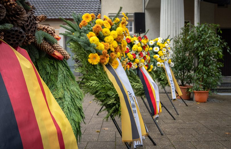 Die Kranzniederlegung am Volkstrauertag.