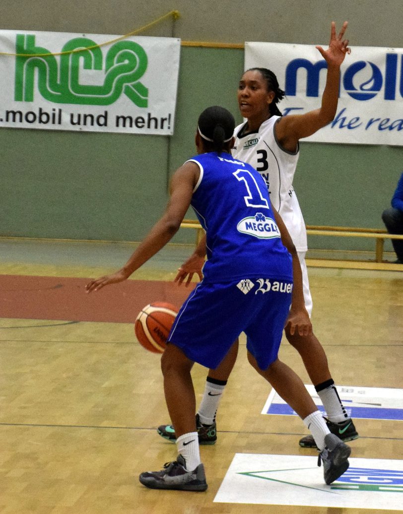 Quenice Davis.