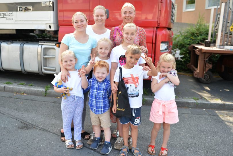 Warten auf die zweite Tour zur Kita an der Sternstraße