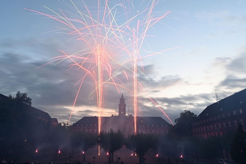 Das erste Feuerwerk beim Feuerabend 2022.