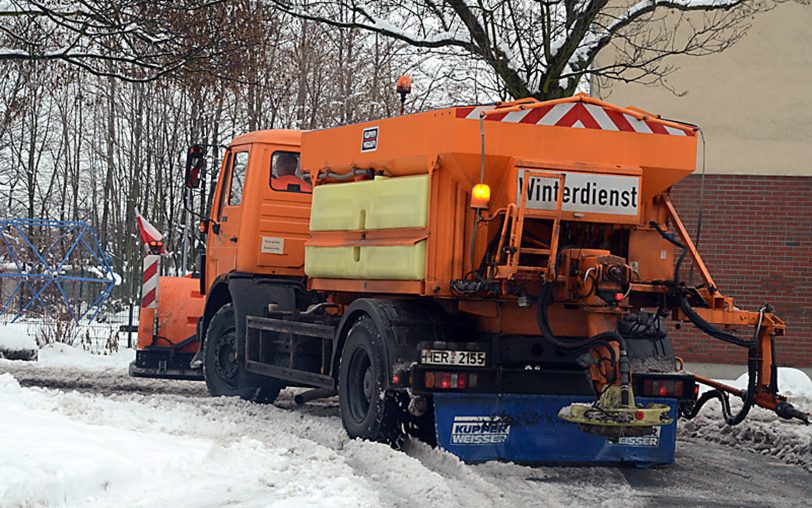 Streuwagen im Einsatz (Archiv).