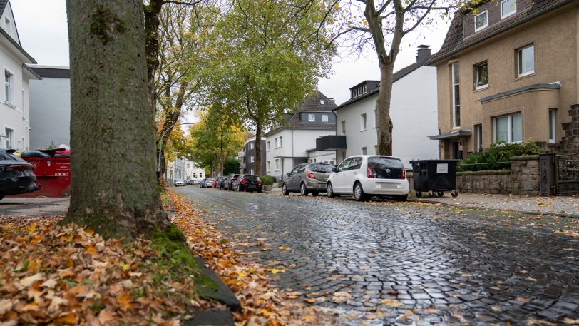 Zu viele Autos haben den Weg von der Holsterhauser Straße in Richtung Süden (Blickrichtung) als Abkürzung genutzt und so für ein erhöhtes Verkehrsaufkommen gesorgt.