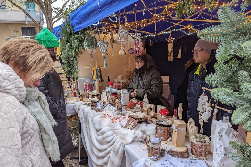 . Adventsmarkt des Fördervereins der Lions Herne-Emschertal in Eickel.