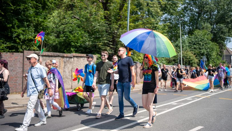 Eindrücke vom Christopher Street Day (CSD) beim Demo-Zug durch die Stadt am Samstag (14.6.2025).