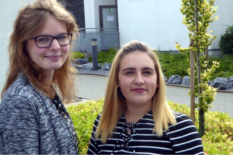 v.l. Annika Klever, Eileen Schmidt.