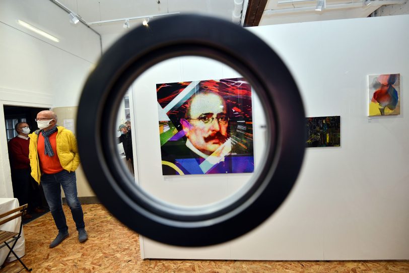 33 Künstler präsentieren ihre Werke bei der internationalen Gruppenausstellung Heimat/Home in der Lohnhalle auf Zeche Ewald in Herten.